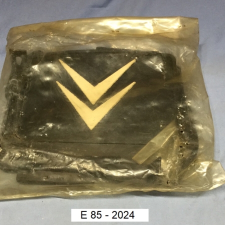 art e85-2024 PER CITROEN DS ID 19 20 21 SERIE PARASPRUZZI CON SIMBOLO CITROEN NUOVI ( DS ID AR 225) al momento non disponibili